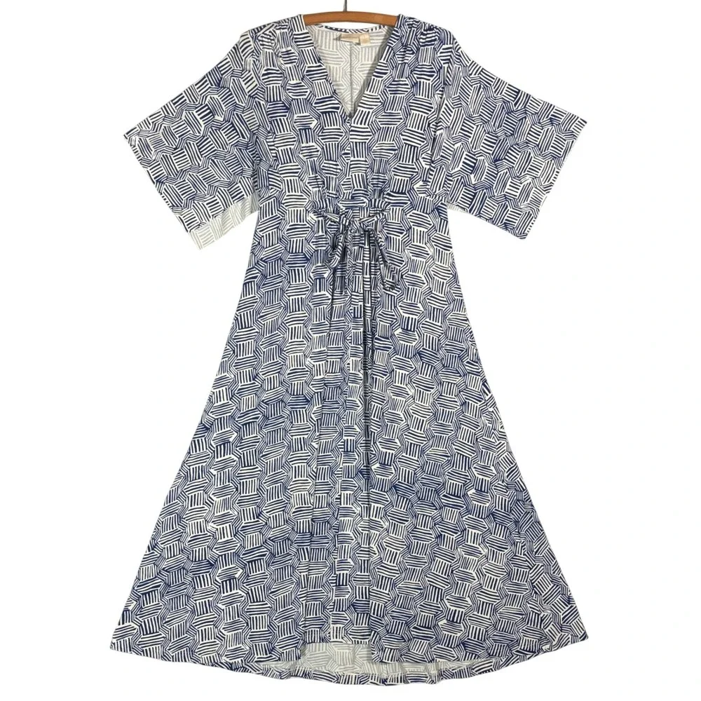 Chicos Blue White Geometric Print Maxi Kaftan Dress V-Neck Waist Size 1 M Boho Chicos Blue White Geometric Print Maxi Kaftan Dress V-Neck Waist Size 1 M Boho